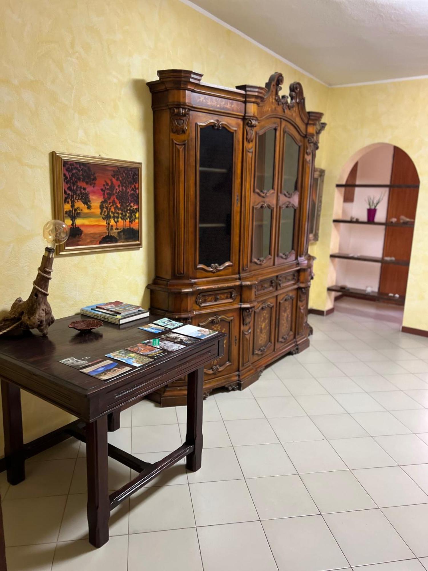 贡内萨Casa Maestrale公寓 外观 照片